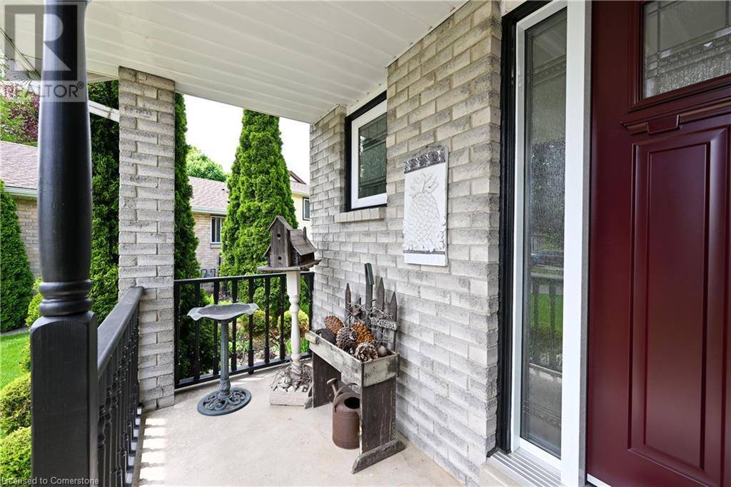 Stoney Creek, ON L8J2B5,44 VESPER Court