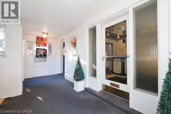 Kitchener, ON N2H5B5,64 FRANCIS Street N