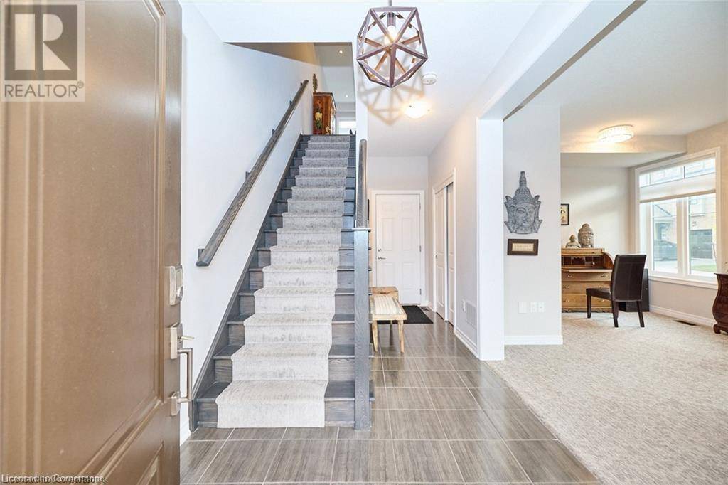 Stoney Creek, ON L8E5H6,288 GLOVER RD #1
