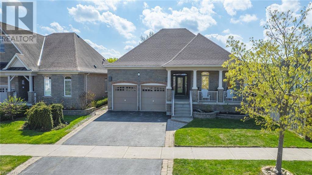 12 TURNER Drive, Barrie, ON L4N6M5