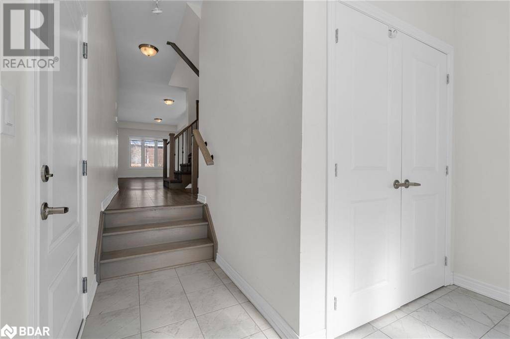 Orillia, ON L3V8K9,24 CHURCHLEA MEWS