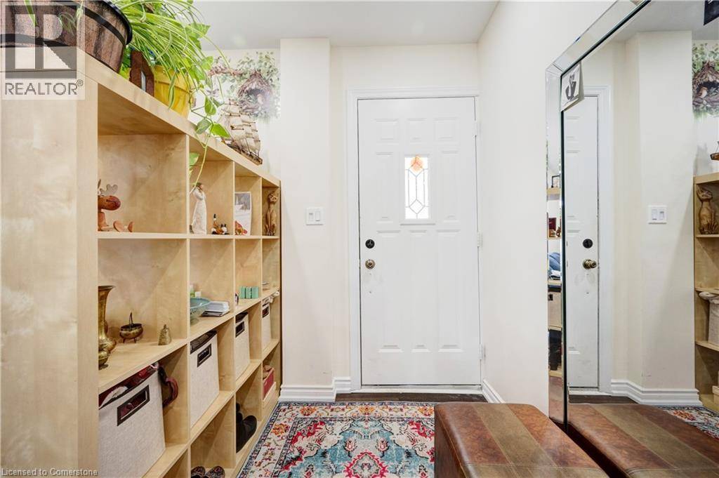 Brampton, ON L6V1J1,41 MCCAUL Street