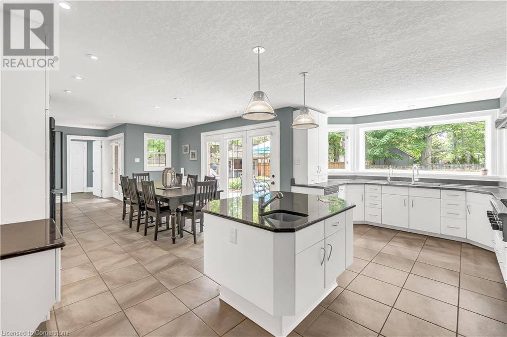 Waterloo, ON N2K1Z1,358 GREEN ACRES Drive