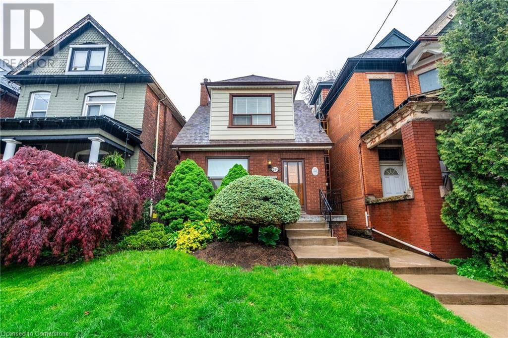 204 EMERALD Street N, Hamilton, ON L8L5K8