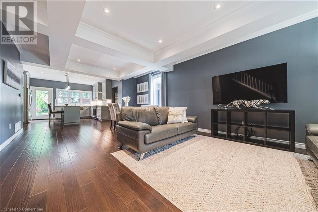 Hamilton, ON L8P2V6,25 ORCHARD Hill