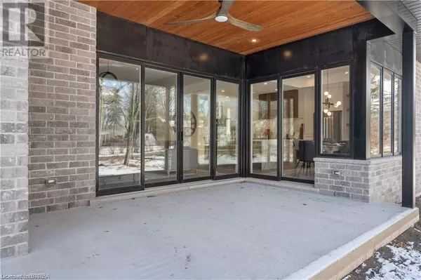 Brantford, ON N3T0S9,159 PARKSIDE Drive