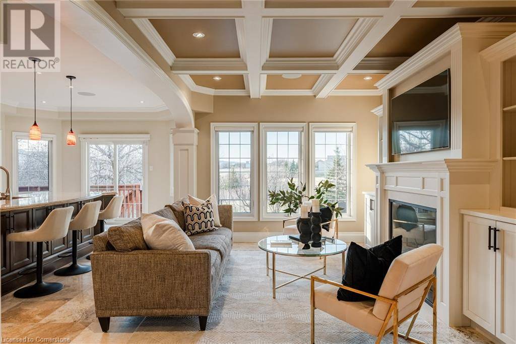 Burlington, ON L7M3V9,4105 MILLCROFT PARK Drive