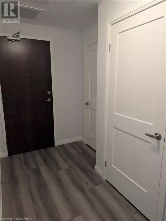 Kitchener, ON N2G0E2,108 GARMENT ST #1102