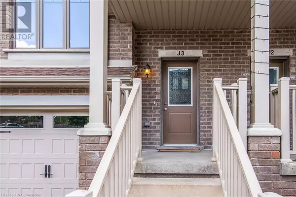 70 WILLOWRUN DR #J-3, Kitchener, ON N2A0J3