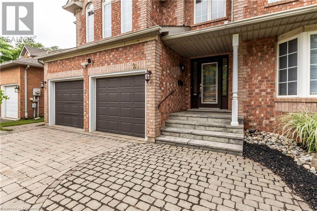 Cambridge, ON N1T1X2,24 CANNING Crescent