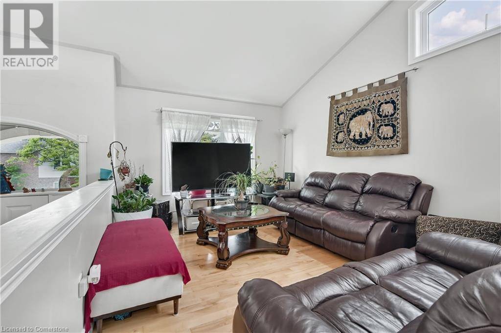 Niagara Falls, ON L2H3M5,5265 WHITE DOVE Parkway
