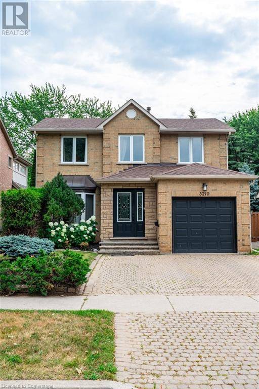 Oakville, ON L6L5R2,3210 VICTORIA ST Street