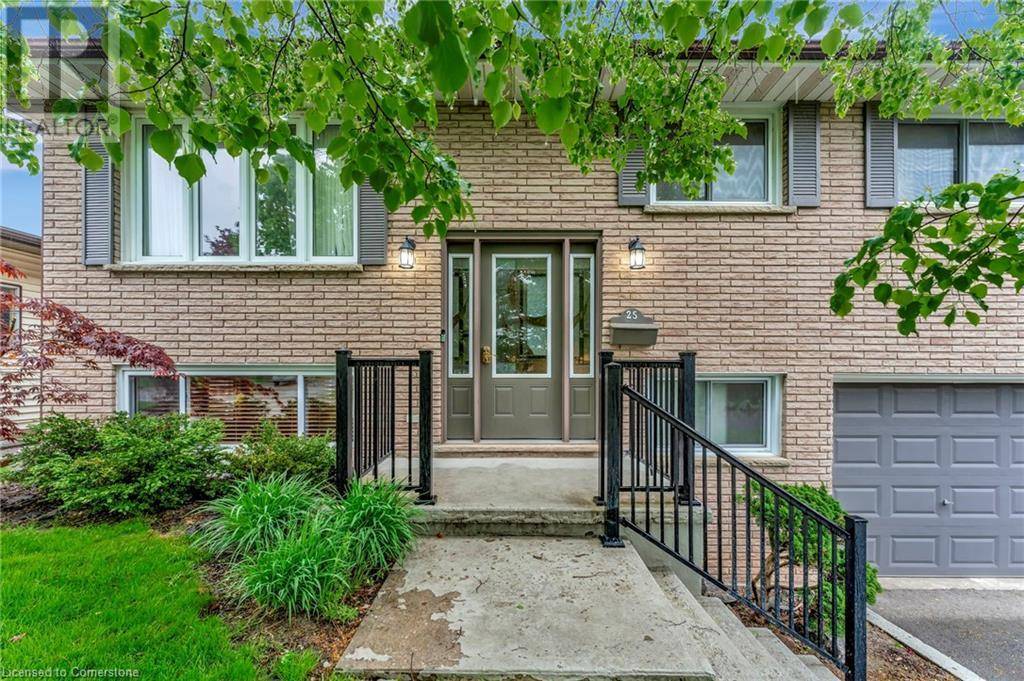 25 GRENADIER Road, Cambridge, ON N1R6E8