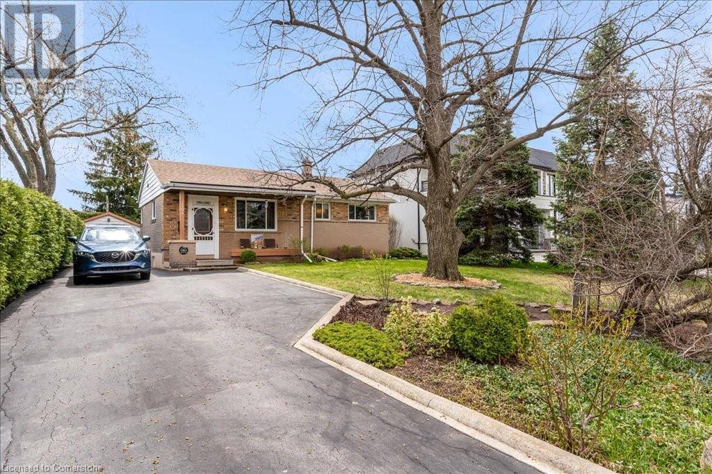 Oakville, ON L6L2E3,1504 BRIDGE Road