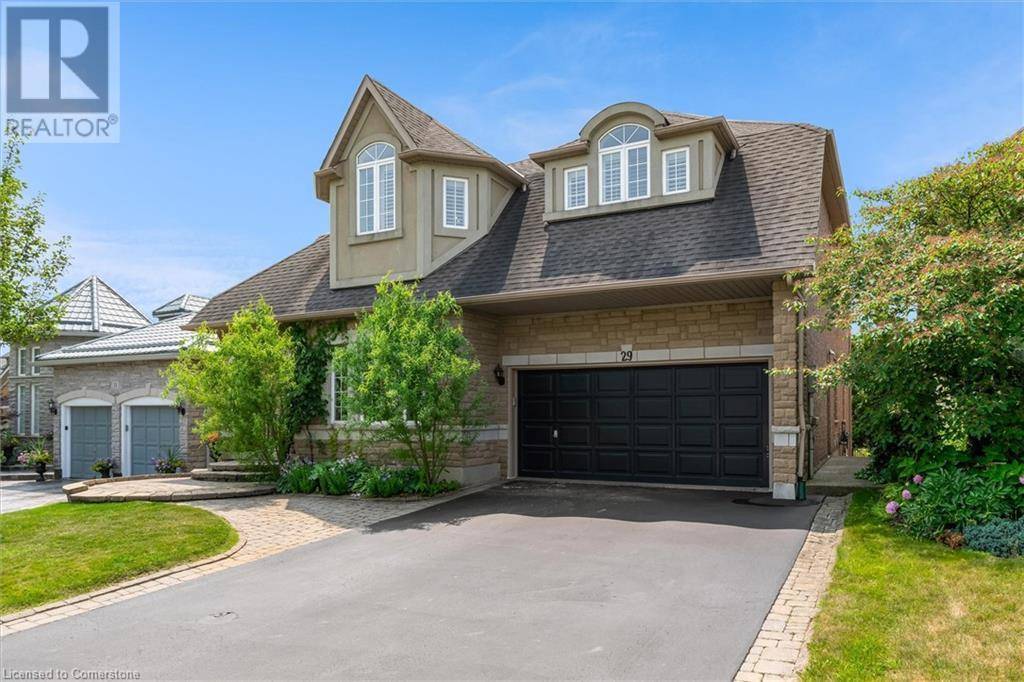 29 GAINES Avenue, Dundas, ON L9H7M4