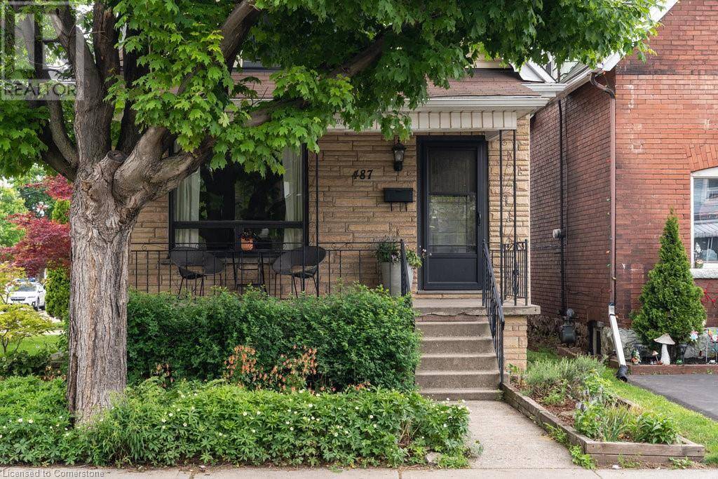 487 DUNSMURE Road, Hamilton, ON L8H1G8