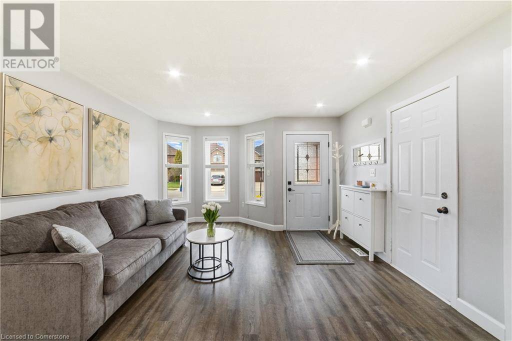 Hamilton, ON L9C7V2,29 BRIAROSE Place