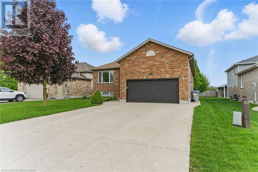 Listowel, ON N4W3W2,120 DENSTEDT Street W