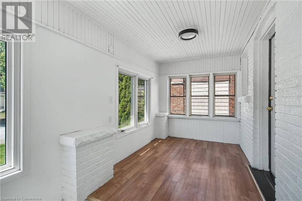 Niagara Falls, ON L2E1Z9,4989 WILLMOTT Street