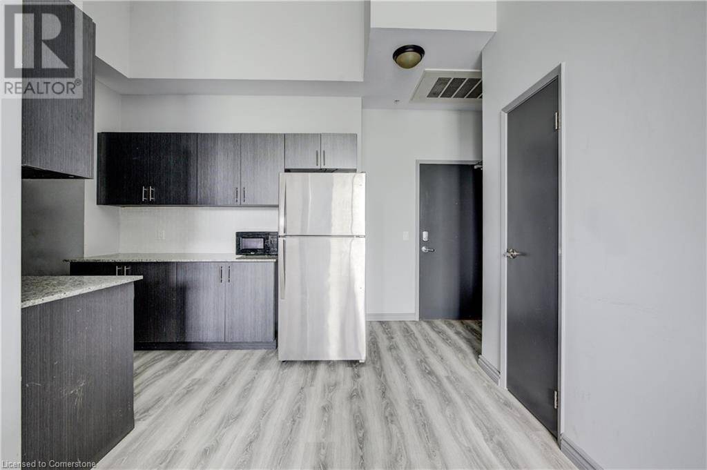 Waterloo, ON N2L3R2,275 LARCH ST #G105