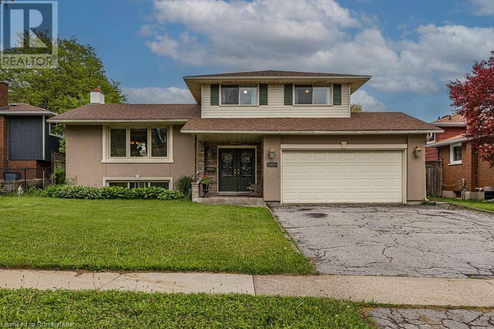 6871 CORWIN Crescent, Niagara Falls, ON L2G2M9