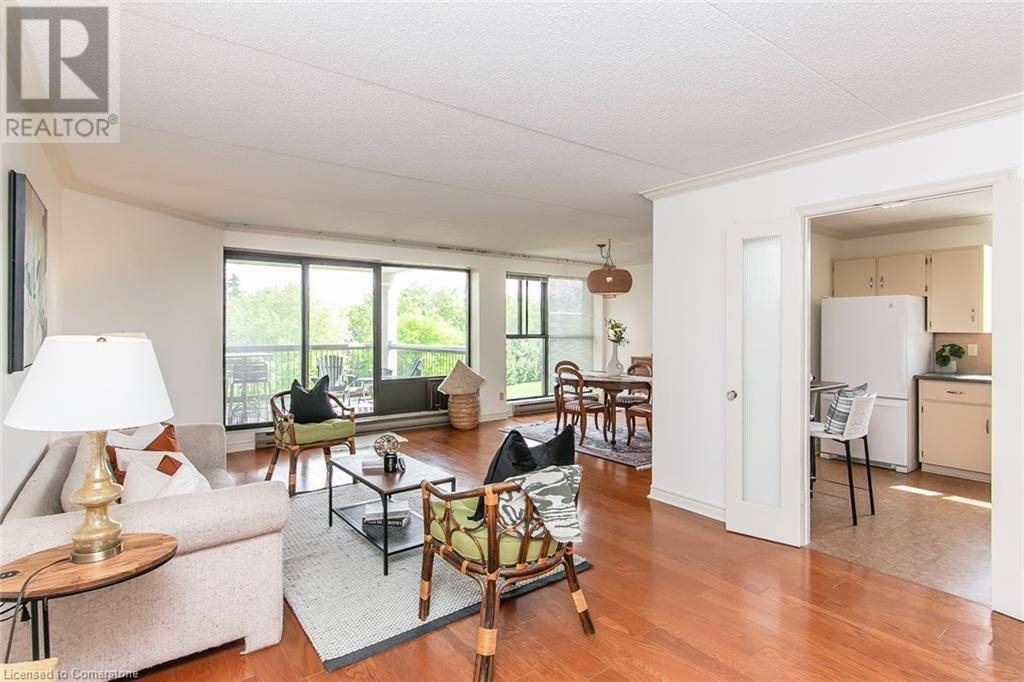 22 MARILYN DR #508, Guelph, ON N1H7T1