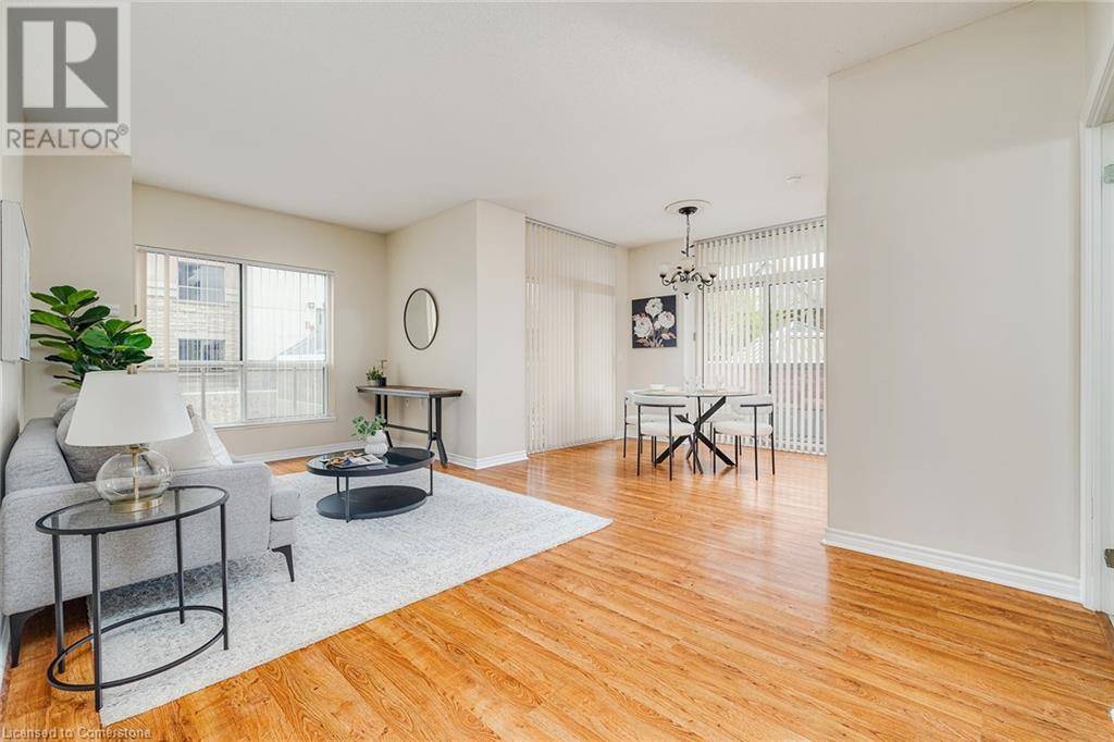 810 SCOLLARD CT #206, Mississauga, ON L5V0A4