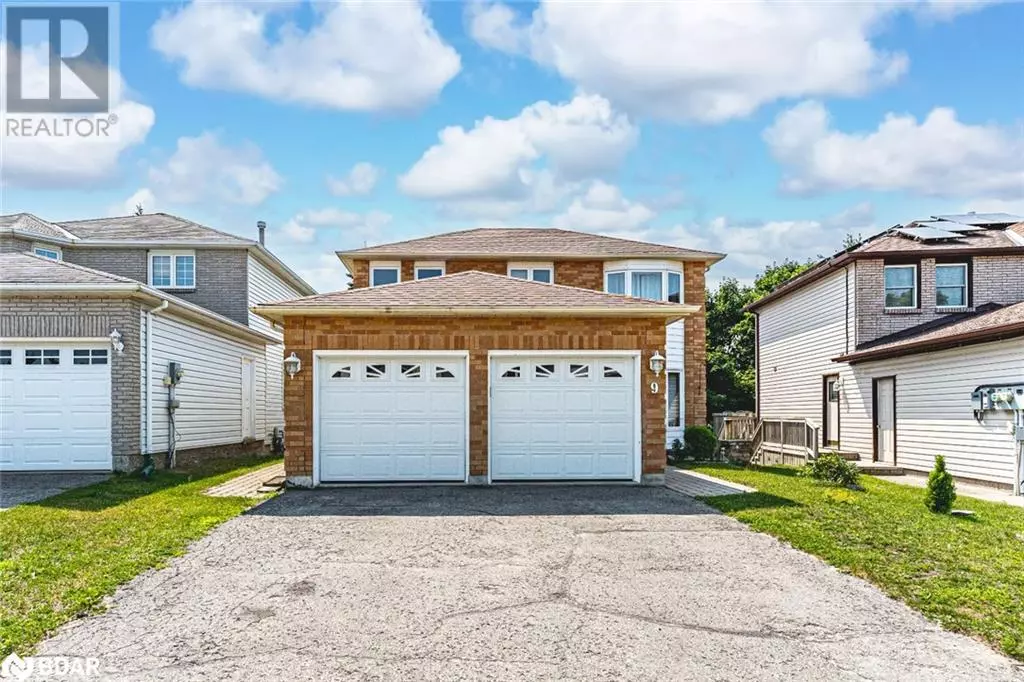 Barrie, ON L4N6N3,9 ORWELL CRES #Lower