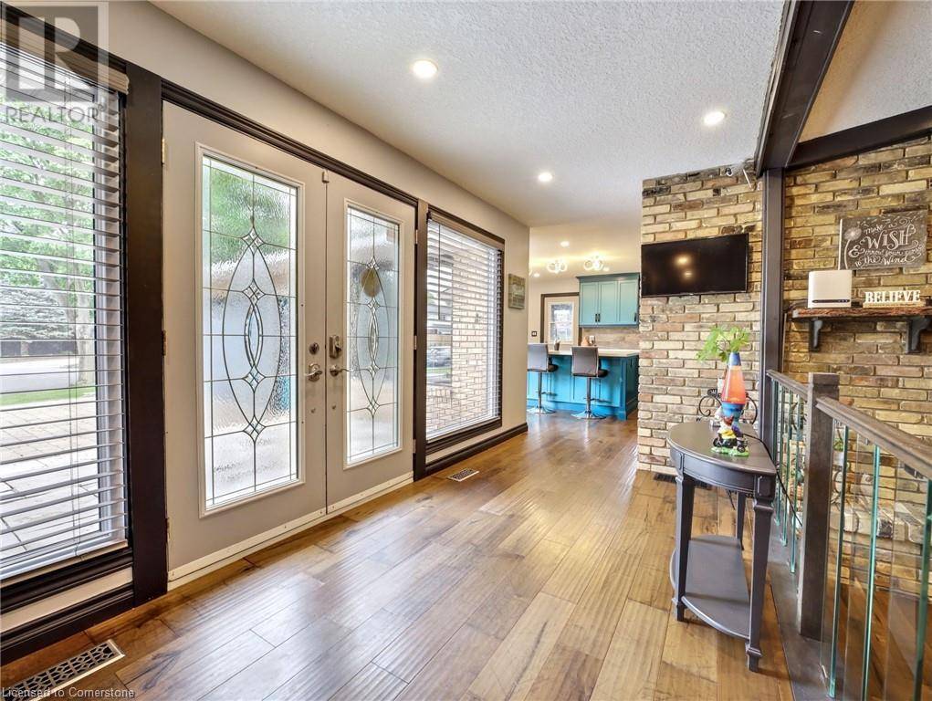 Brantford, ON N3R5W5,8 WESTGATE Circle