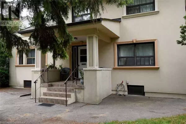 1052 DETA RD #4, Mississauga, ON N5E2R5