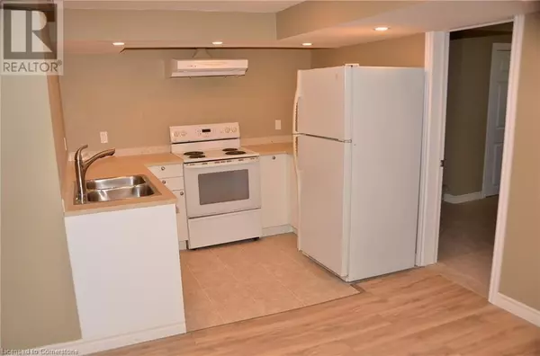 Ancaster, ON L9G1T9,131 COUNCIL CRES #BSMT