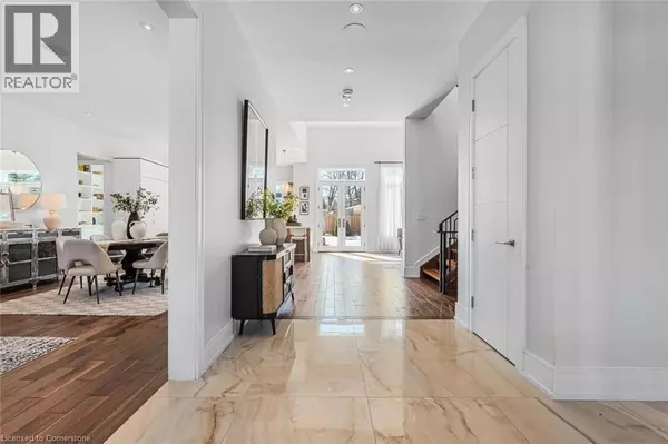 Oakville, ON L6K1Y3,574 STEPHENS Crescent W