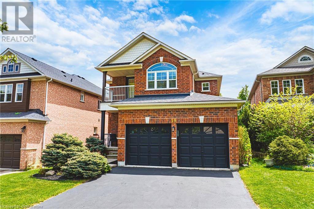 Dundas, ON L9H7S1,19 GWYN Court