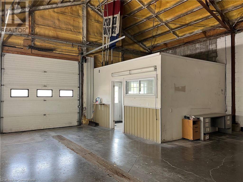 Dunnville, ON N1A3G5,205 FOREST ST East #5