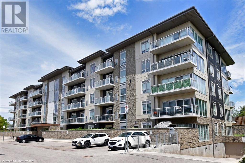 16 MARKLE CRES #313, Ancaster, ON L9G0H4