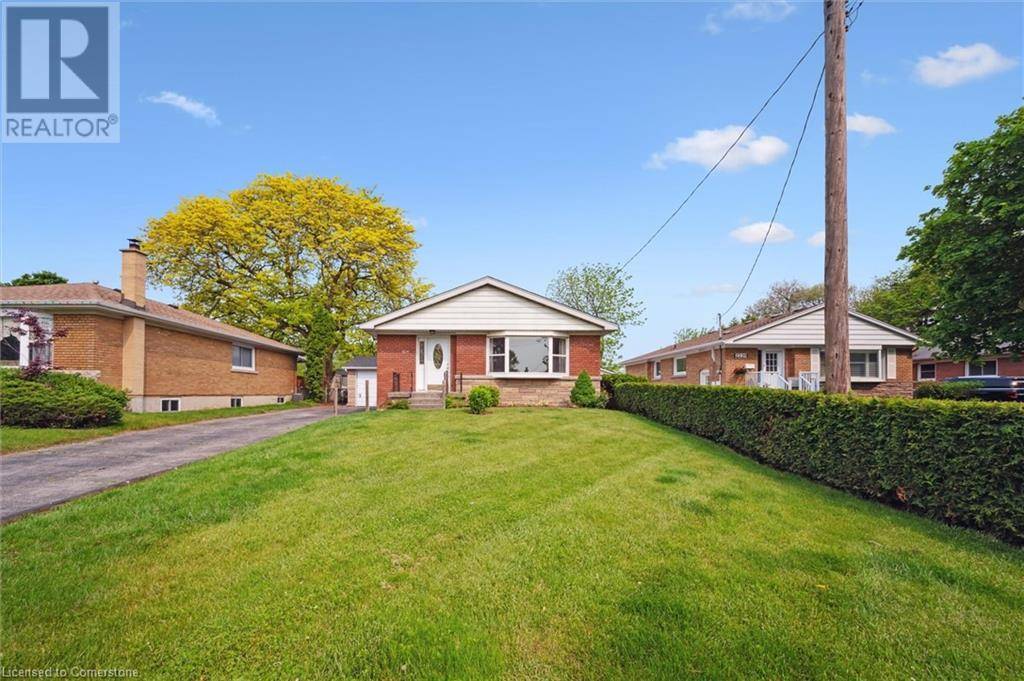 Burlington, ON L7R2B6,2237 JOYCE Street