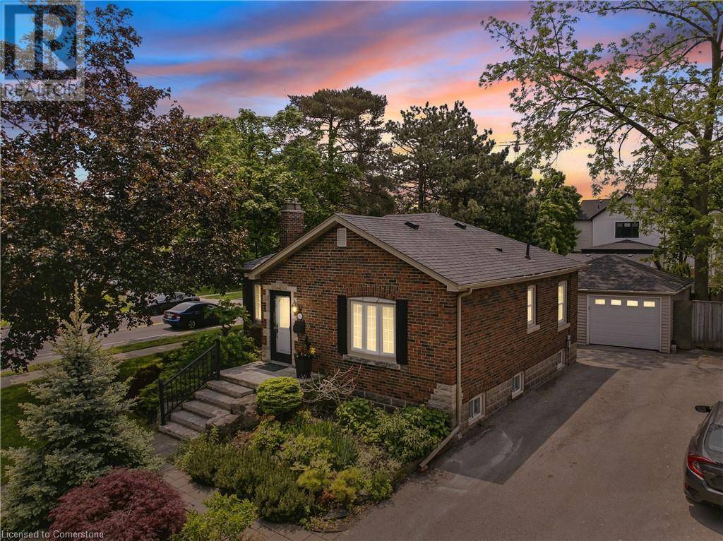 462 WOODLAND Avenue, Burlington, ON L7R2S1
