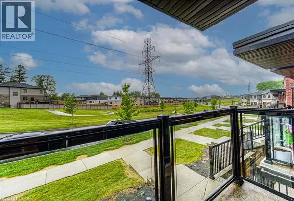 Kitchener, ON N2R0S4,253 CHAPEL HILL Drive
