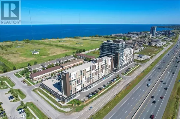 560 NORTH SERVICE RD #304, Grimsby, ON L3M4E8