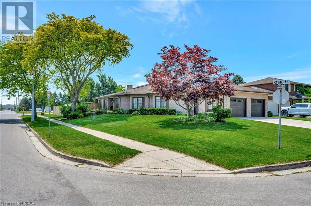 Simcoe, ON N3Y4S3,132 OAK Street