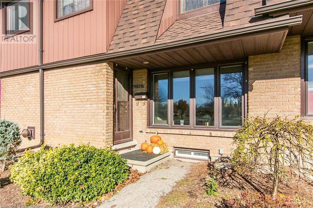 Kitchener, ON N2E1S9,130 KINGSWOOD DR #33