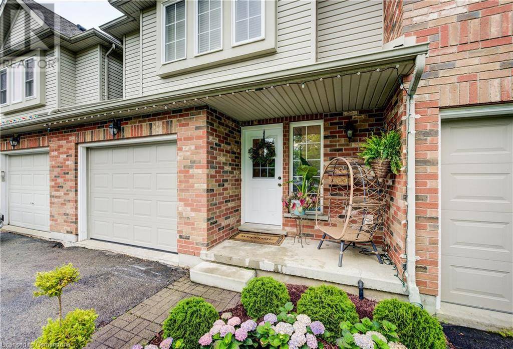 Waterloo, ON N2V2L4,654 INGLIS FALLS Place