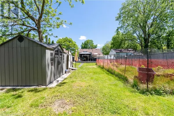 Brantford, ON N3S5X9,294 BROCK Street