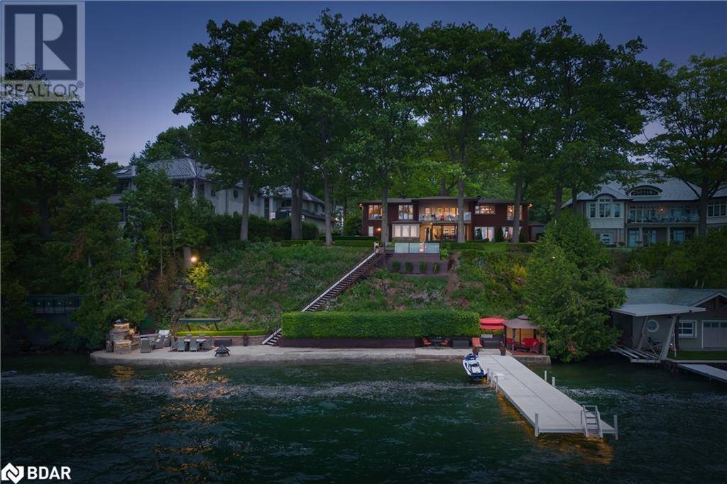 13 GEORGINA Drive, Oro-medonte, ON L4M1E9