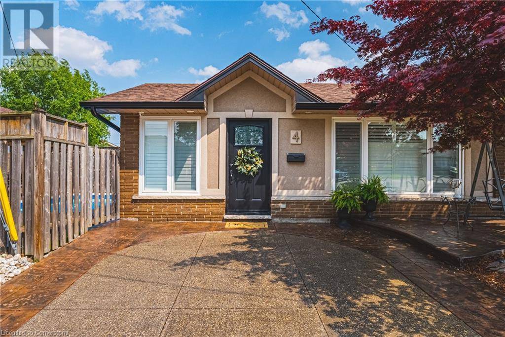 Hamilton, ON L9A3E5,4 MANNING Court