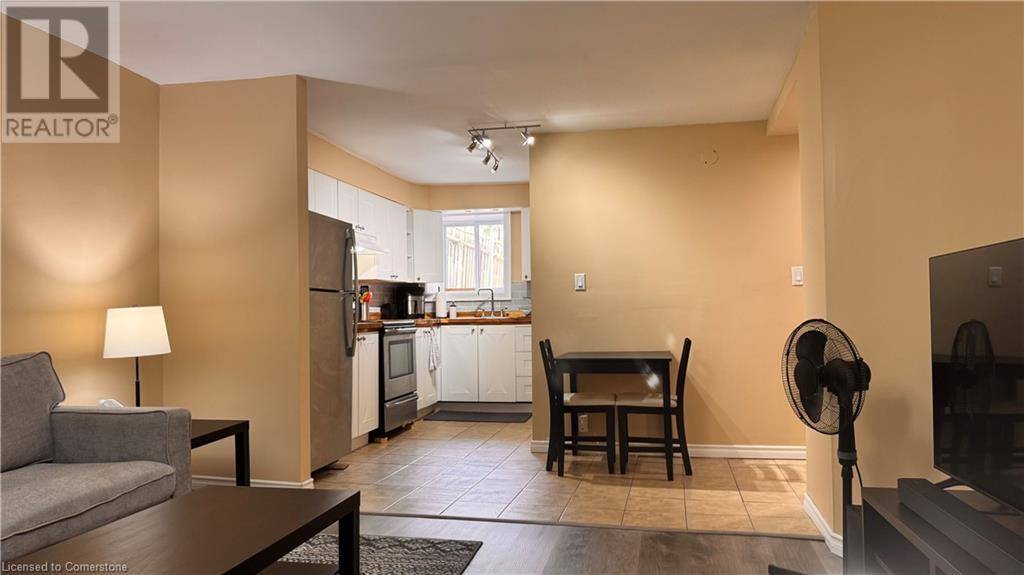 66 WEST AVE North #Lower, Hamilton, ON L8L5C2