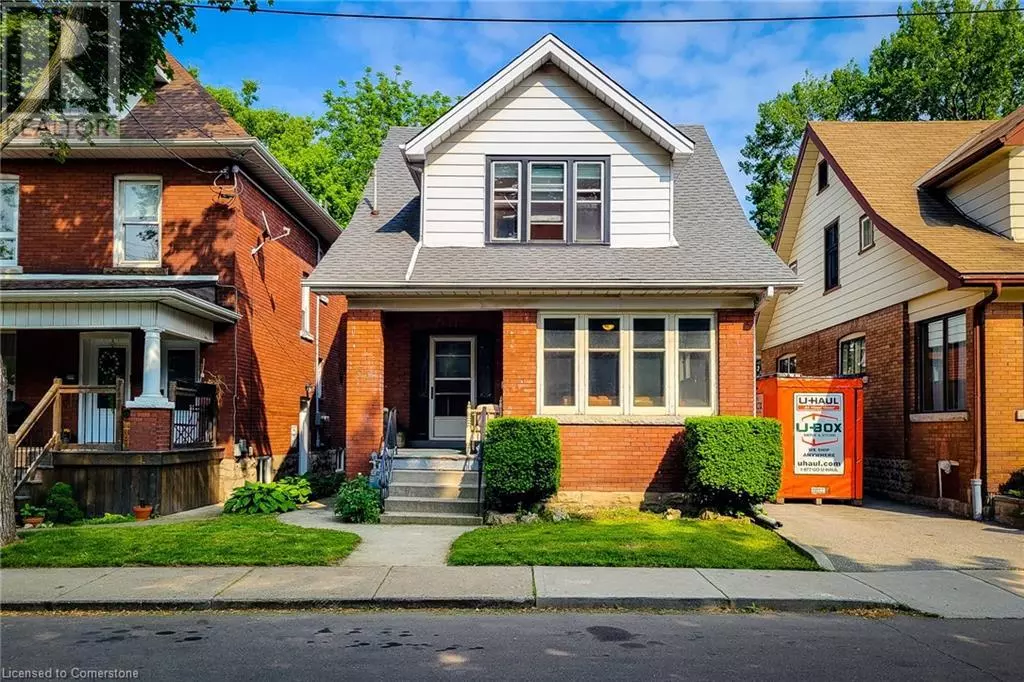 Hamilton, ON L8M2W4,63 CARRICK Avenue