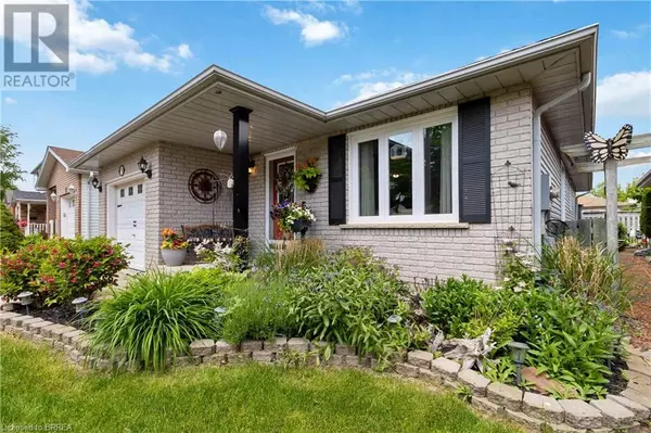 Brantford, ON N3T6L5,30 SHANNON Street