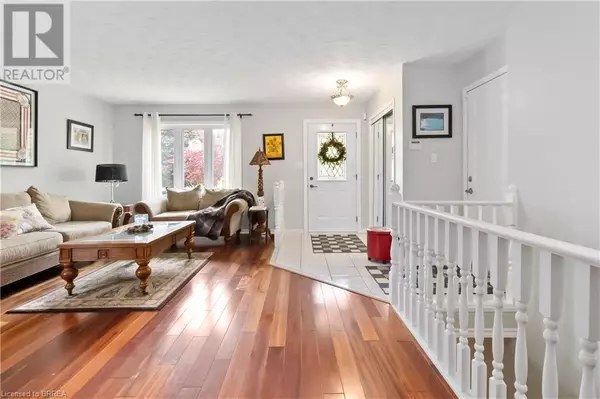 Brantford, ON N3T6L5,30 SHANNON Street