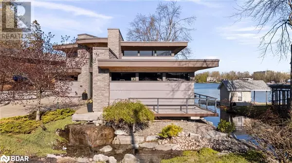 Orillia, ON L3V1T2,183 CEDAR ISLAND Road